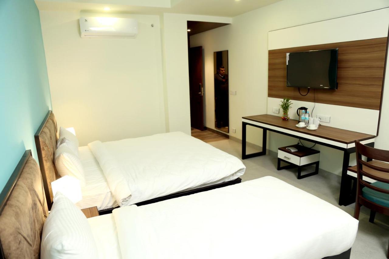 Vijay Vilas Hotel & Convention Hall Agra  Εξωτερικό φωτογραφία